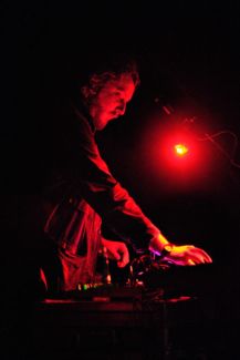 Oneohtrix Point Never pictures