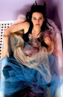 Emily Wells pictures