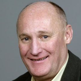 Pete Luckett Headshot