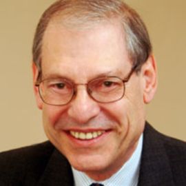 Robert Dallek Headshot