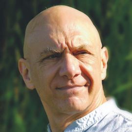 Bernard Siegel Headshot