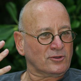 Robert Deutsch Headshot