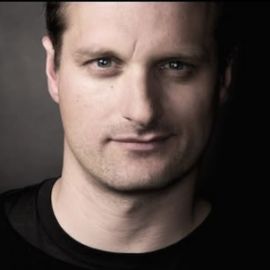 Jan Chipchase Headshot