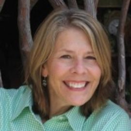 Maryellen Lipinski Headshot