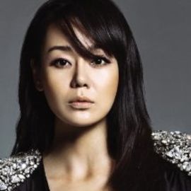 Yunjin Kim Headshot