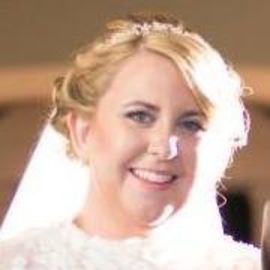 Tara Lawrence Bracher Headshot