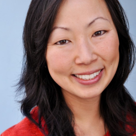 Amy Anderson Headshot