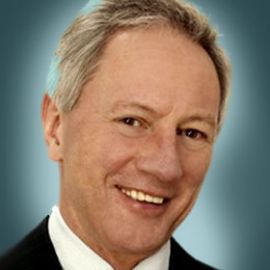 Les Hewitt Headshot