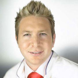 Stephen Asprinio Headshot