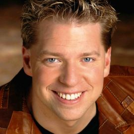 Gary Owen Headshot