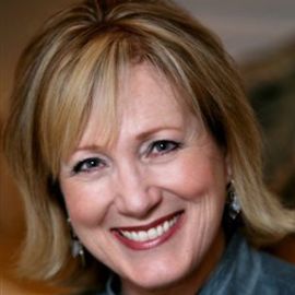 Kay Warren Headshot