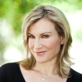Kathy Kaehler Headshot