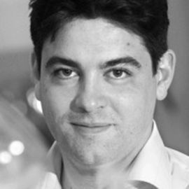 Lee Cronin Headshot