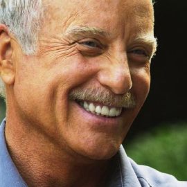 Richard Dreyfuss Headshot