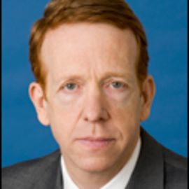 Thomas Carothers Headshot
