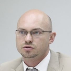 Andrei Lobatch Headshot