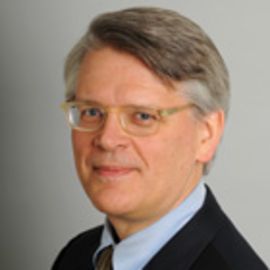 Thomas R. Eisenmann Headshot