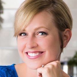 Rachael Hutchings Headshot