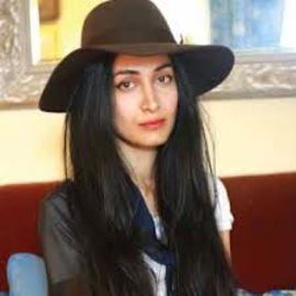 Nadia Sarwar Headshot