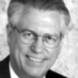 Mike Henning Headshot