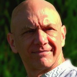Bernie Siegel Headshot