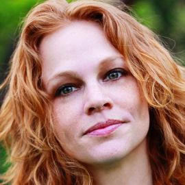 Melissa Pierce Headshot
