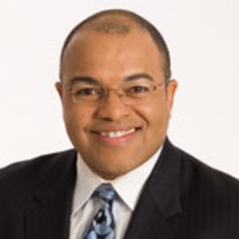 Mike Tirico Headshot