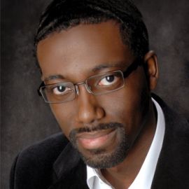 Kris Mathis Headshot