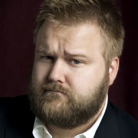 Robert Kirkman Headshot