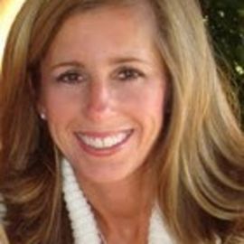 Jennie Marshall Headshot