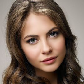 Willa Holland Speakerpedia Discover Follow A World Of