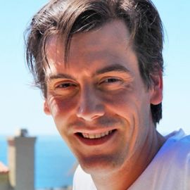 Alexander Geurds Headshot