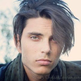 Samuel Larsen Headshot