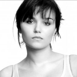 Samantha Barks Headshot