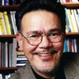 Dr. Carlos Munoz, Jr Headshot