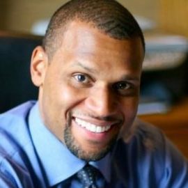 Peter Boulware Headshot