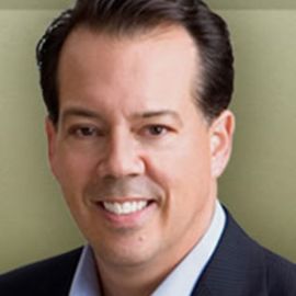 Tom Deans Headshot