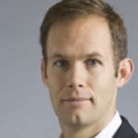Geoff Davis Headshot