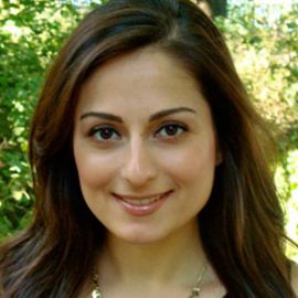 Farnoosh Torabi Headshot
