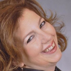 Christine Walters Headshot