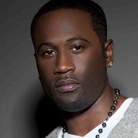 Q Parker Headshot