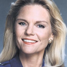 Gayle Cotton Headshot