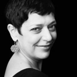 Idit Harel Caperton Headshot