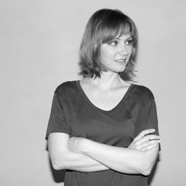 Wava Carpenter Headshot