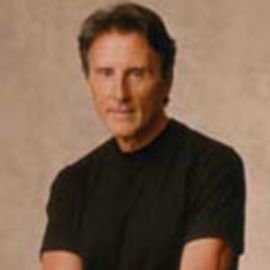 Gary Null Headshot