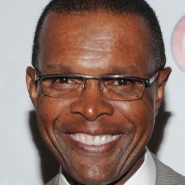 Gale Sayers Headshot