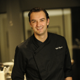 Cyril Lignac Headshot