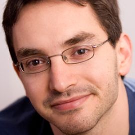 Myq Kaplan Headshot