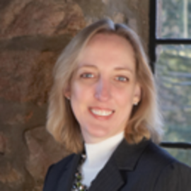 Donna M Roberts Headshot