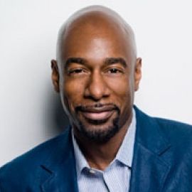 Michael Elliot Headshot